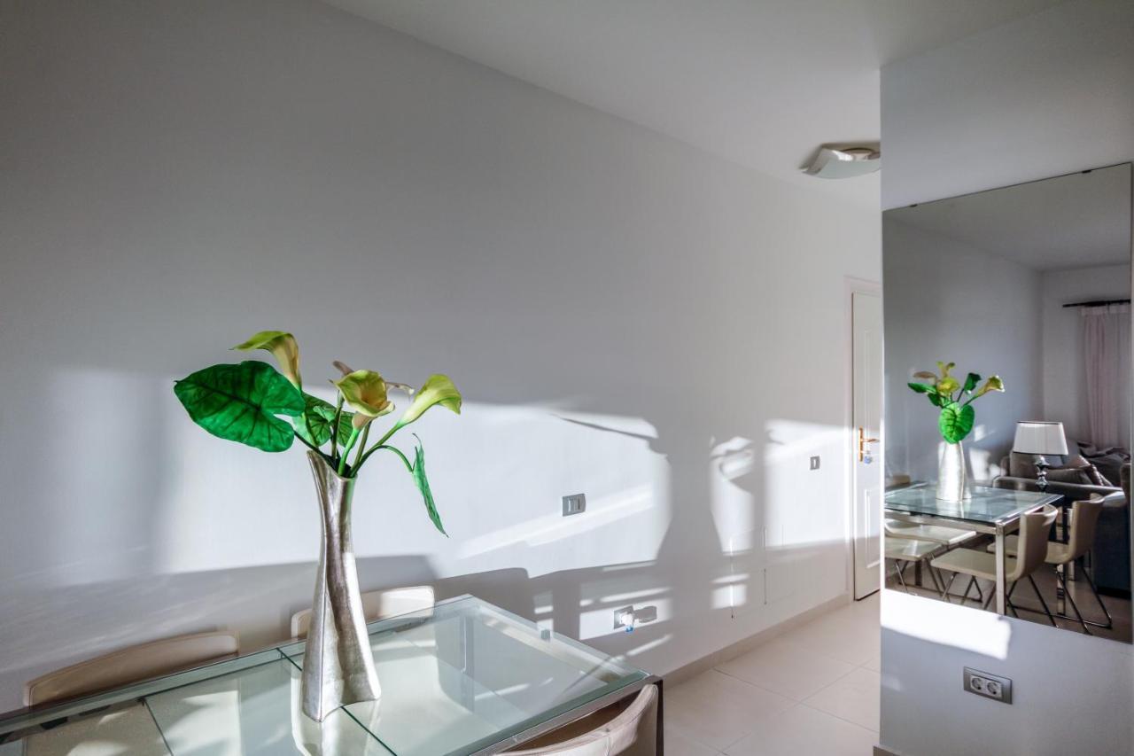 Golf View Apartment - Stunning Ocean View Golf Del Sur ซานมิเกลเดียโบนา ภายนอก รูปภาพ