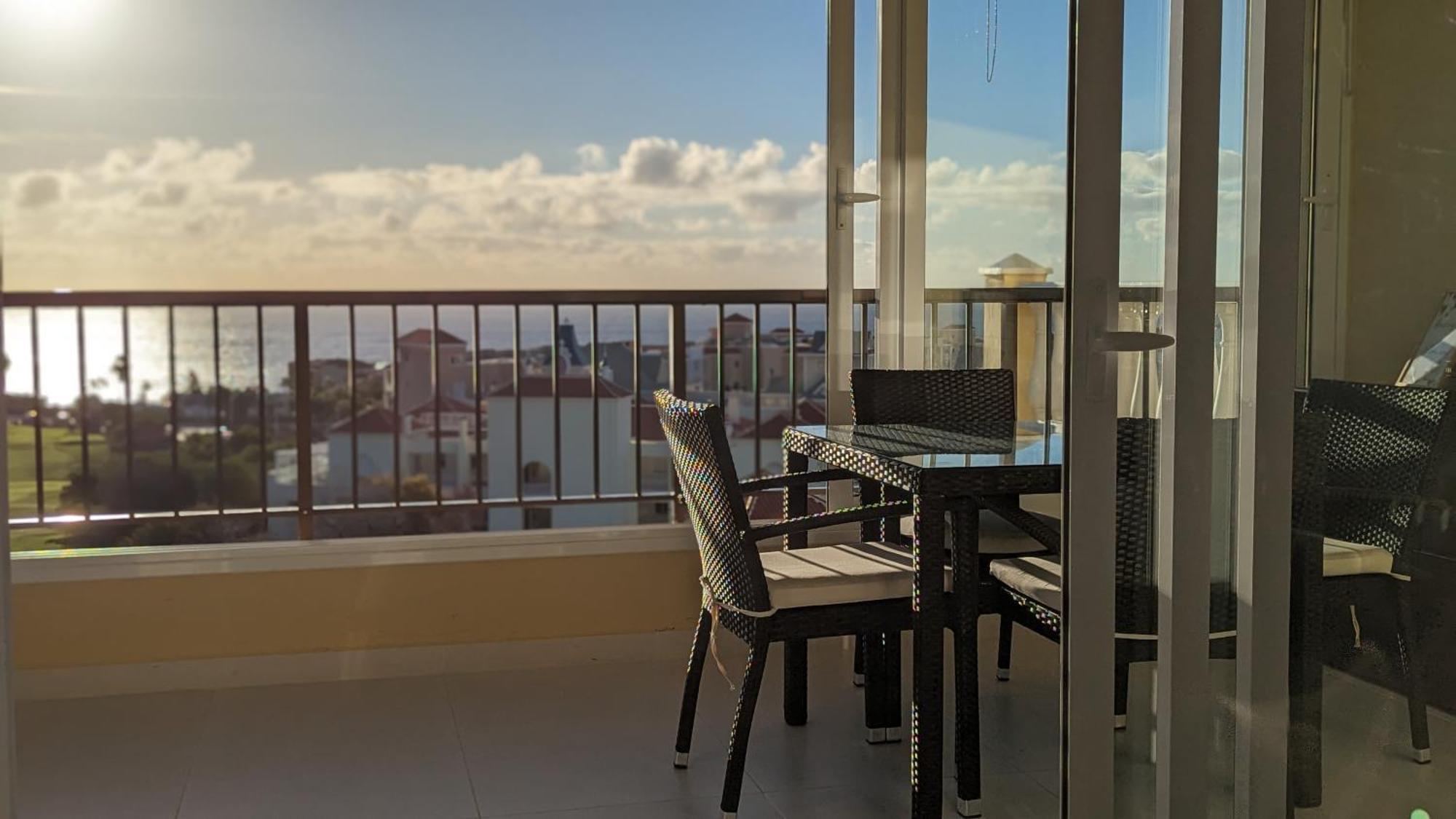 Golf View Apartment - Stunning Ocean View Golf Del Sur ซานมิเกลเดียโบนา ภายนอก รูปภาพ